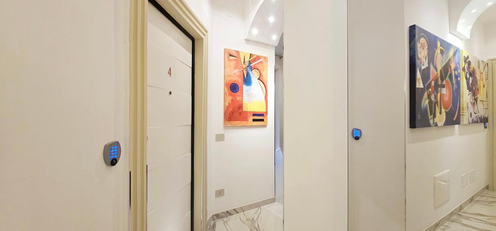 Il Magnifico Superior Rooms 400M From Tiburtina Railway Station And 290M From Metro Luaran gambar