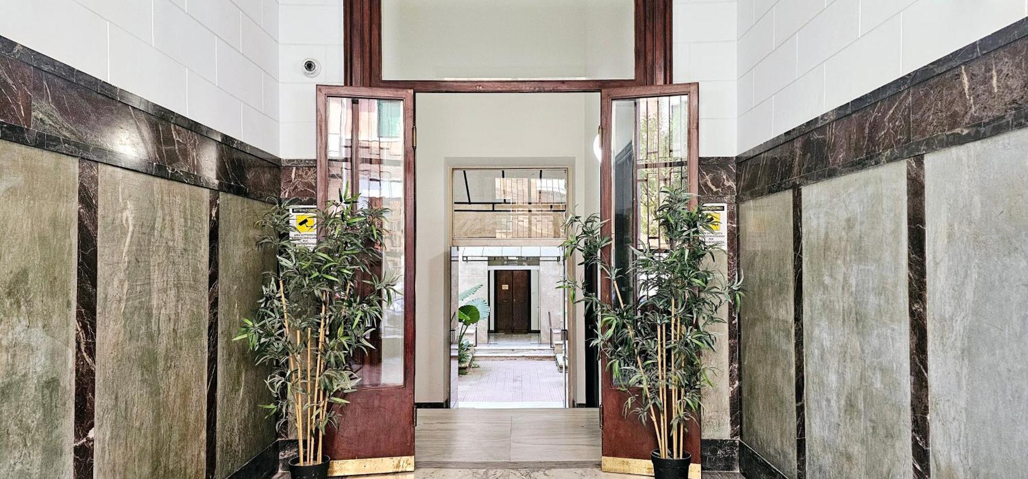 Il Magnifico Superior Rooms 400M From Tiburtina Railway Station And 290M From Metro Luaran gambar
