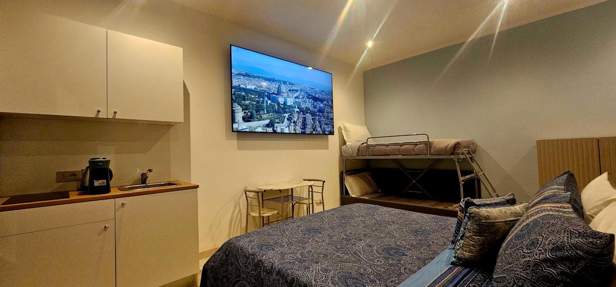 Il Magnifico Superior Rooms 400M From Tiburtina Railway Station And 290M From Metro Luaran gambar